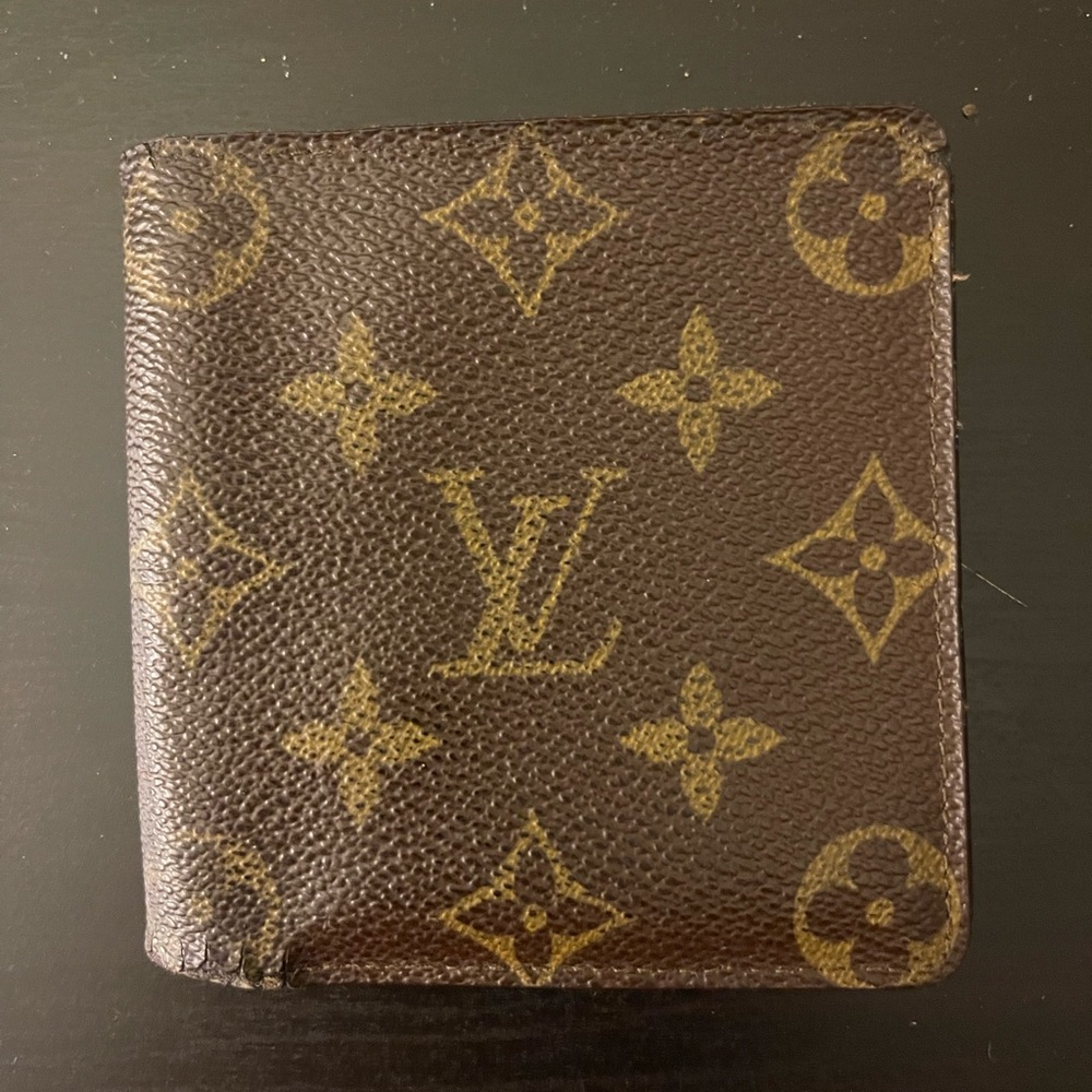 Louis Vuitton Bifold Wallet